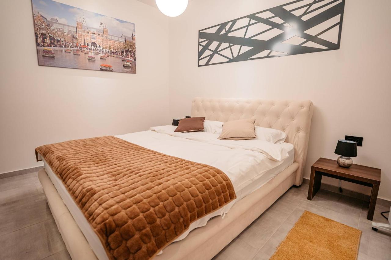 Magico Rooms & Apartments Ниш Екстер'єр фото