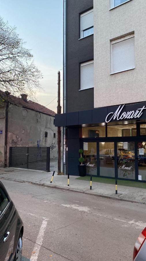 Magico Rooms & Apartments Ниш Екстер'єр фото