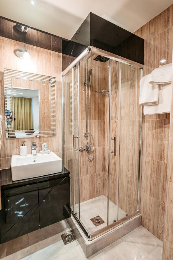 Magico Rooms & Apartments Ниш Екстер'єр фото