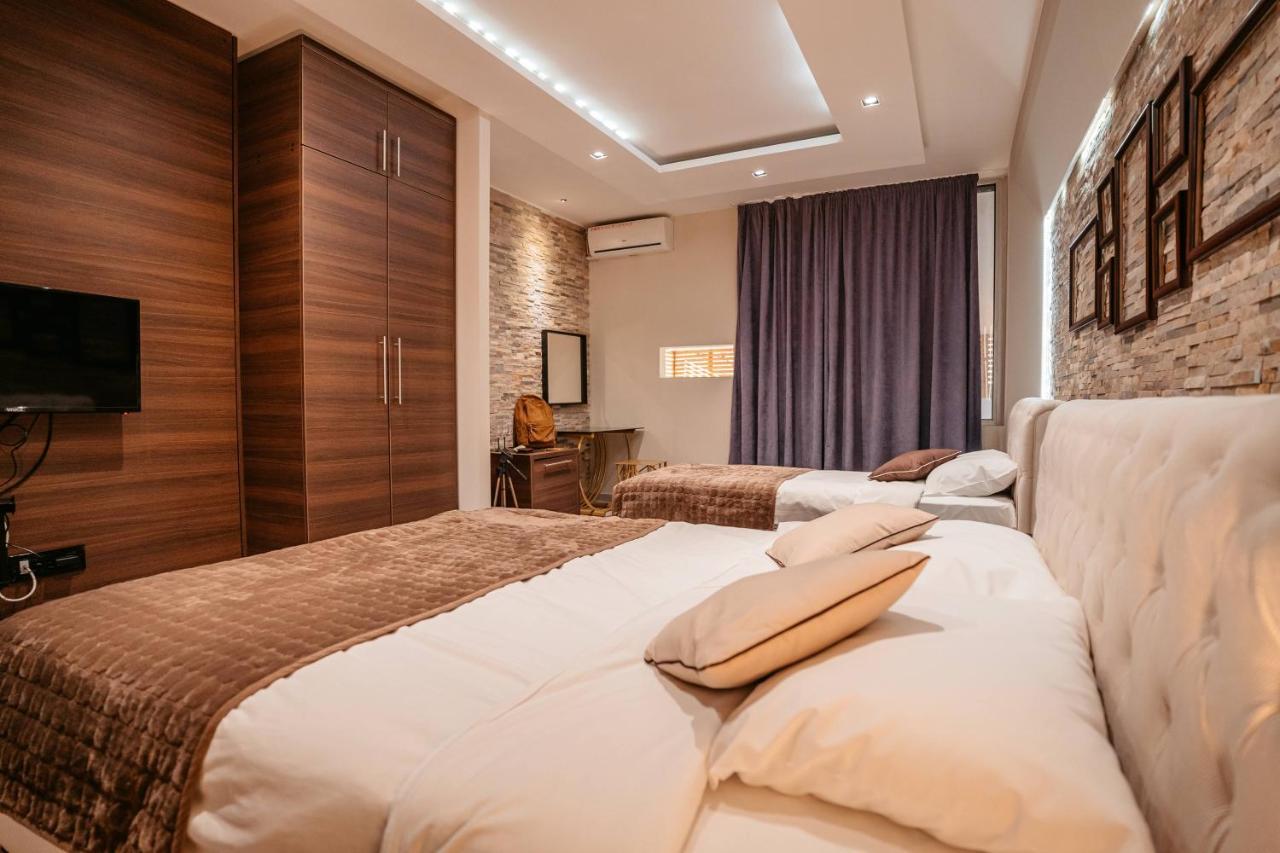 Magico Rooms & Apartments Ниш Екстер'єр фото